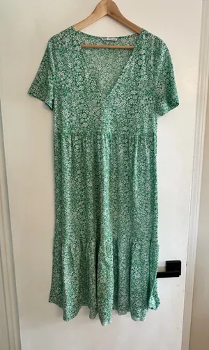 Zara Green and White Floral V-Neck Midi Dress thumbnail 1