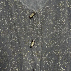 Sand Dollars Black Gold Glitter Floral Gauze Sleeveless Midi Dress Toggle Button thumbnail 5