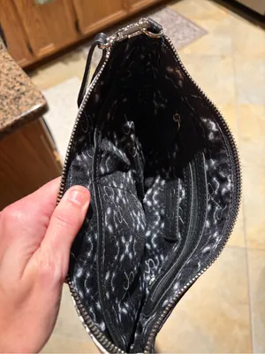 Jessica Simpson Black White Snakeskin Convertible Crossbody Clutch Wristlet thumbnail 5