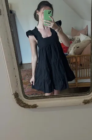 En Saison Xs mini dress! Only worn a couple times! $30 thumbnail 2