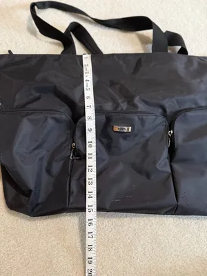 Vintage Tote Duffle Bag in Black thumbnail 4