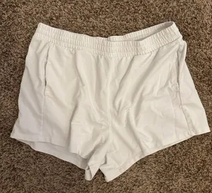 All in Motion Women’s French Terry Shorts 3.5" thumbnail 2
