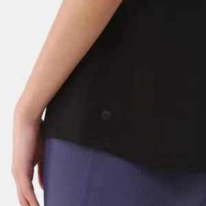 Avia Women's Black Athletic Tee Curved Seam‎ - Size Small NWT thumbnail 7