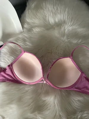 Victoria's Secret Bombshell Bra 34DD *Pink Rose Lace* thumbnail 7