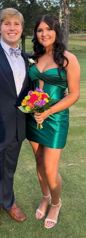 Ashley Lauren Homecoming Dress thumbnail 1