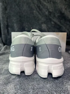 On Cloud NEW Cloudmonster Grey US Men's 9 Max Cushion Road Shoes⁠ thumbnail 3
