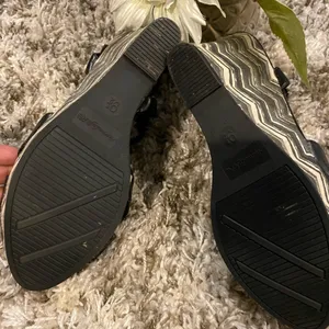 American Eagle Wedge Sandals thumbnail 5