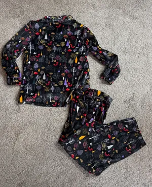 Secret Treasures Women’s L 12-14 Woodland Fox Fleece Pajama Set Black thumbnail 1