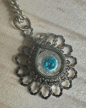 Filigree flower vintage pendant necklace thumbnail 1