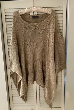 Wooden Ships Open Knit Tan Poncho Size Medium/Large thumbnail 1