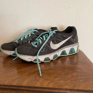 Nike Tennis‎ Shoes thumbnail 8