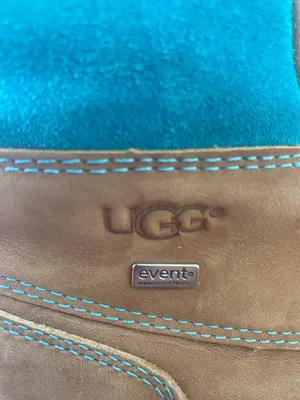 UGG Winter Boots thumbnail 8