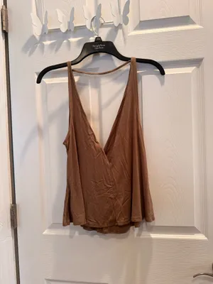 Angie tank top thumbnail 4