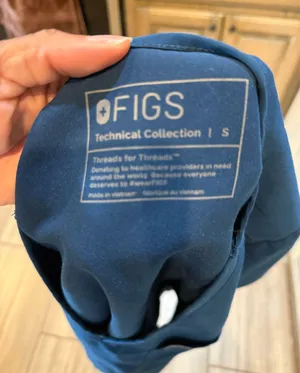Figs Sz S Scrub Top! No Free Shipping:( thumbnail 3