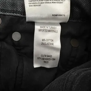 AGOLDE Nico High Rise Slim Button Fly Jeans Black Stretch A093D‎ Women’s Size 27 thumbnail 11