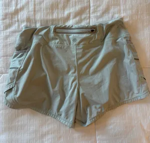 Athleta Shorts Women’s thumbnail 4