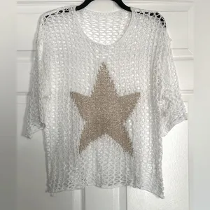 NWOT White Mesh Top with Gold Star Size M thumbnail 6