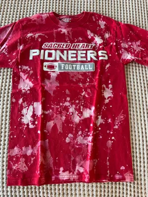 Champion Sacred Heart Pioneers Football red tie-dye t-shirt with white splatter effect, size S #football #pioneers thumbnail 1