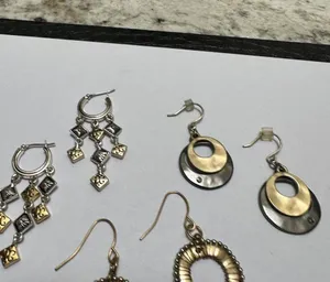 Lot Of 3 Women’s Two Tone Metal Pierced Earrings Dangle Drop thumbnail 2