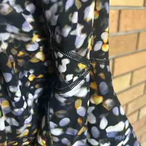 Lululemon Speed Up Tight 28" Full-On Luxtreme Metropolis Glow Multi Size 6 thumbnail 6