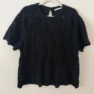 Abercrombie & Fitch‎ Crochet Black Knit Short Sleeve Loose Knit Sweater Size XL thumbnail 1