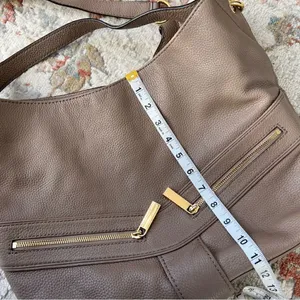 Michael Kors Jamesport Leather Hobo Large Shoulder Bag Taupe Tan Nude Gold thumbnail 16