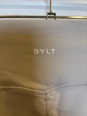BYLT Women’s High Rise Pocket Biker Shorts Beige XS thumbnail 3