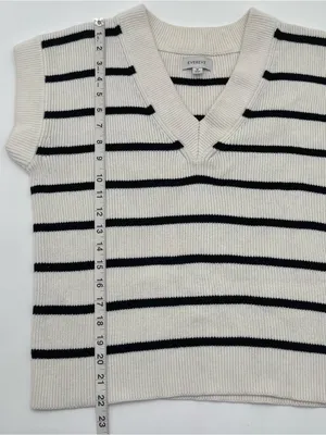 Evereve V-Neck Sleeveless Striped Sweater Sz Medium Casual Pullover Summer thumbnail 11
