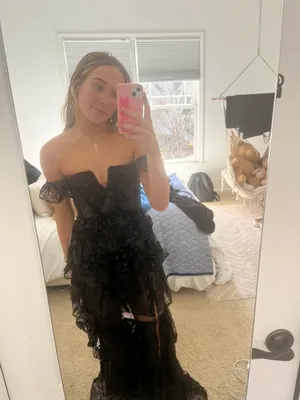 Alamour Black Prom Dress thumbnail 4