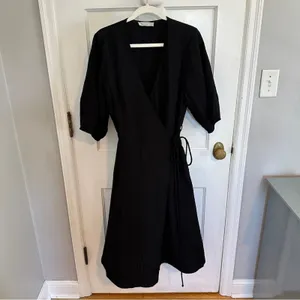 Everlane The City Stripe Wrap Dress thumbnail 3