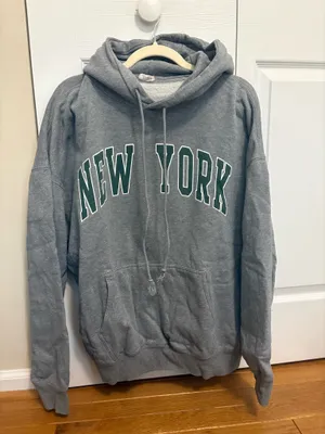 Brandy Melville hoodie  thumbnail 1