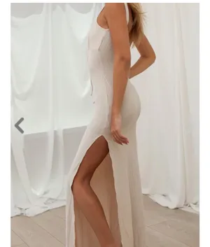 Isabelle’s Cabinet Dress thumbnail 2