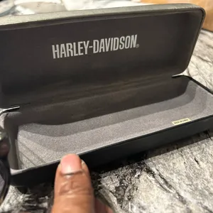 Fossil Sunglasses with green and black Frame with Harley Davidson hard case thumbnail 8