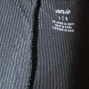 Aerie Black Ribbed‎ Racerback Tank Jumpsuit Romper Cargo Pockets Women's Size L thumbnail 3