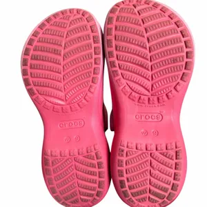 Crocs x Juicy Couture Bae Platform Clog Size 9 thumbnail 3