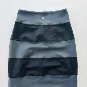 Lululemon Yoga Over Skirt Coal Black Size 4 Pencil Midi Straight Slim Bodycon thumbnail 6