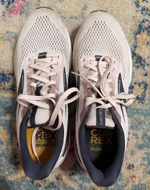Brooks Running Shoes Women’s thumbnail 1