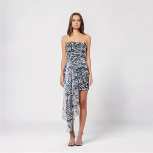 NWT Elliatt Toni Mesh Mini Dress‎ S thumbnail 4