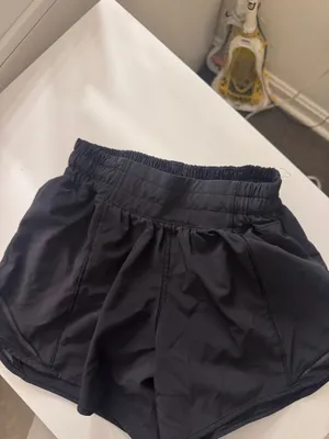 Lululemon Hotty Hot Shorts 4" 0 thumbnail 2