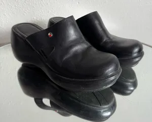 TOMMY HILFIGER Vintage 90s Y2K Black Leather Chunky Platform Slip On Clog Mules thumbnail 1