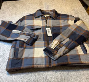 Alpine Design Women's sherpa Lined flannel Jacket Plaid Zip Front M NWT‎ thumbnail 1