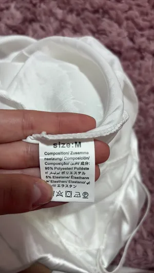 White night gown Size M thumbnail 3