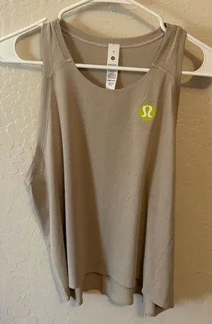 Lululemon Fast and Free Race. Length Tank Go There. Light weight. MOVT (Mojave Tan) 10 thumbnail 1