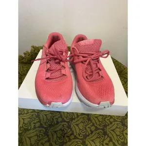 Under Armour Charged Pursuit 2 Pink Fuchsia Size 8.5 Women’s Sneakers Atletic thumbnail 2