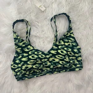 Offline By Aerie Goals Plunge Sports Bra Green Leopard Medium thumbnail 3