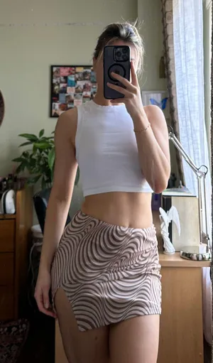 Tan Size S thumbnail 1