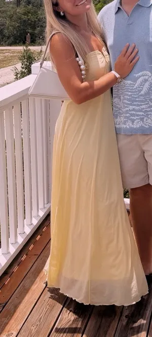 Yellow dress thumbnail 1