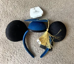 Disney Graduation Mickey Ears  thumbnail 1