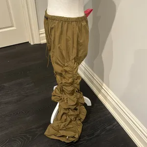 SheIn Olive Green Detailed Cargo Pants thumbnail 2
