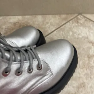 Dr Martens Jadon Metallic Silver Platform Boots 8-Eye Side Zip Womens 8 leather thumbnail 6